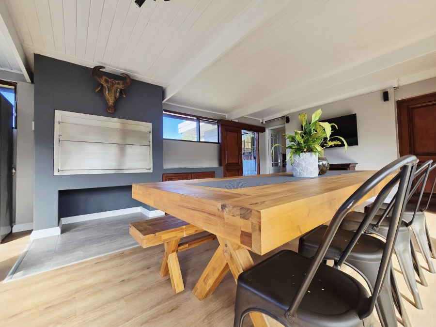 4 Bedroom Property for Sale in Bergsig Western Cape